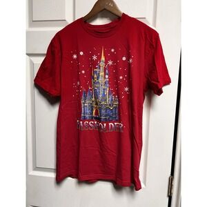 016-010‎ Disney Parks Annual Passholder Shirt Large Red Women T-shirt Tee Castle